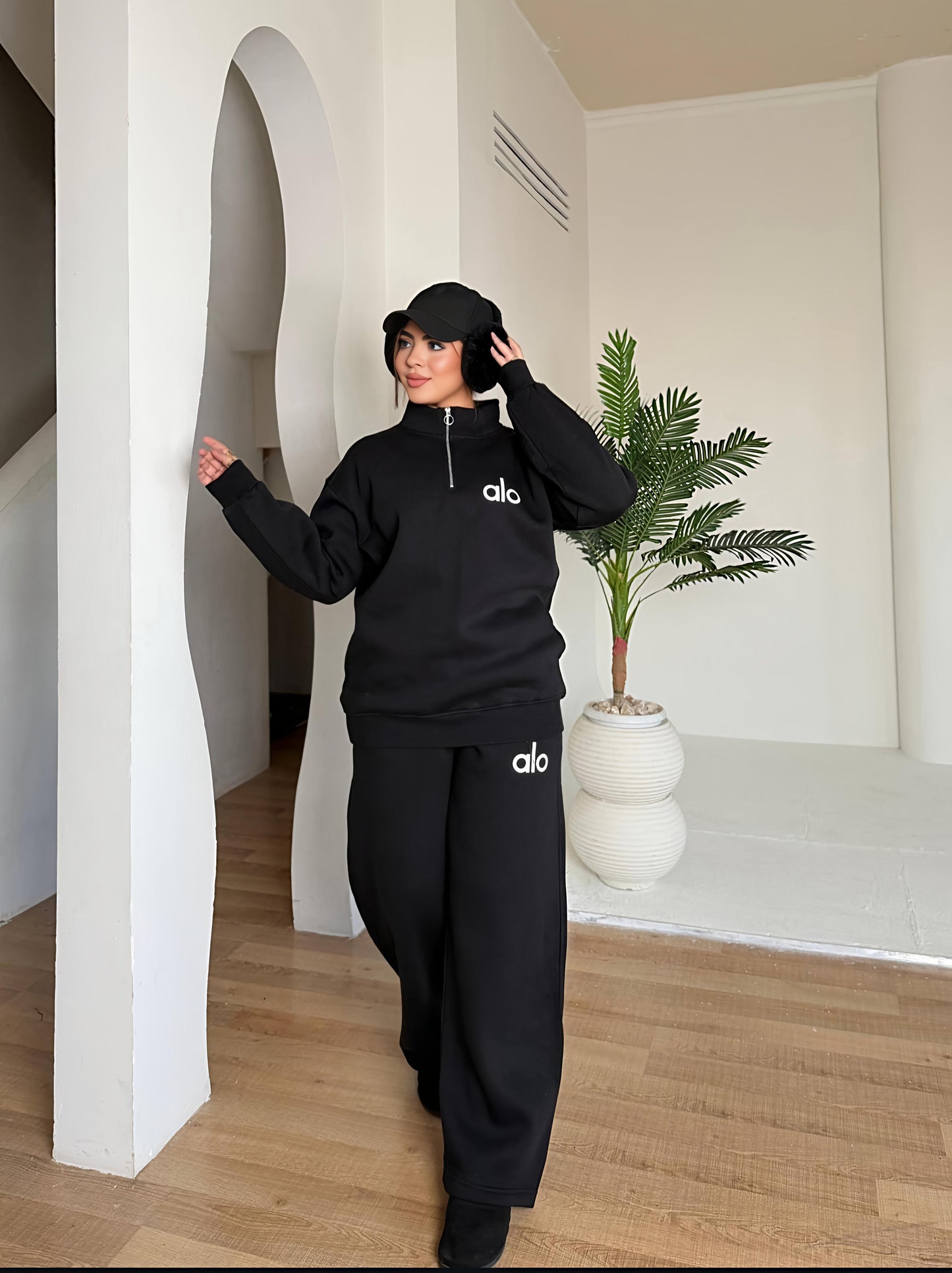 Alo Women Suit