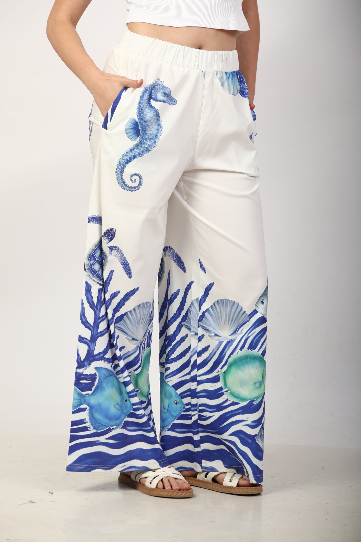 Women's Wide-Leg Printed Pants