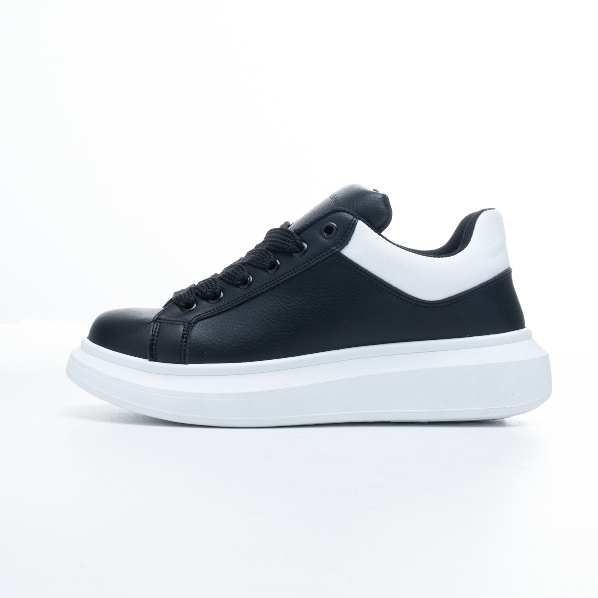 Alexander McQueen Premium Men’s Shoes